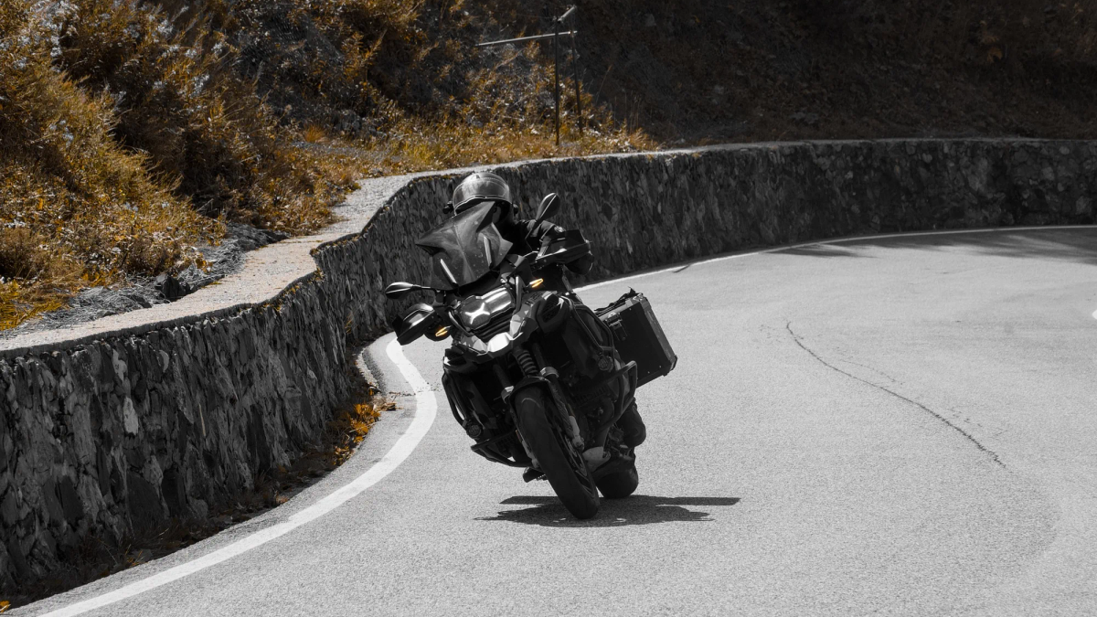 Motivated Camera Movement: Parallax, Pacing and Kinetic Intent