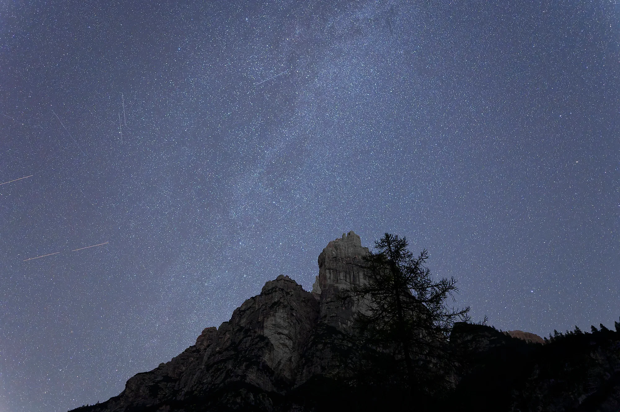 Atmospheric mountain pass